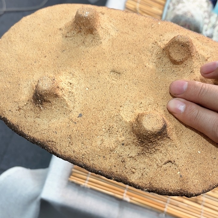 3875725446775575757575644