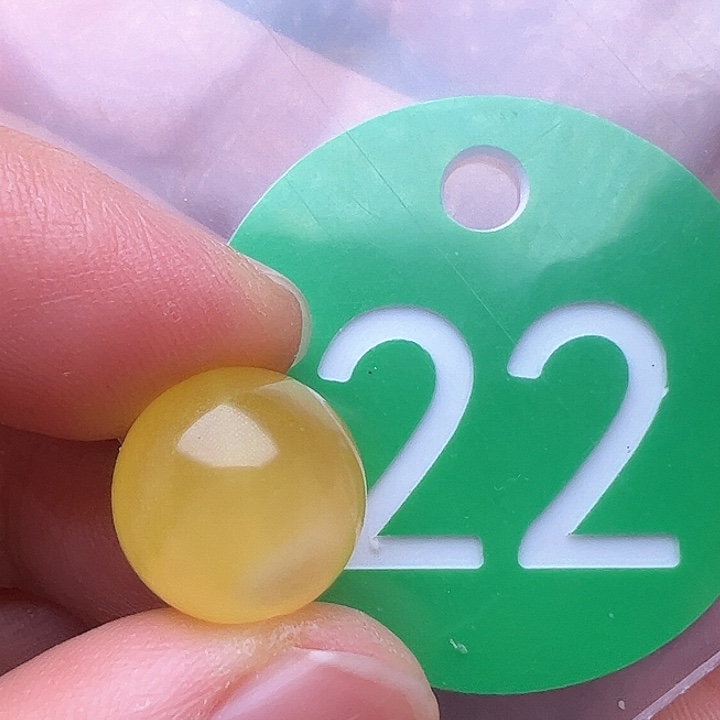 蜜蜡裸石未镶嵌皮线12.6m m