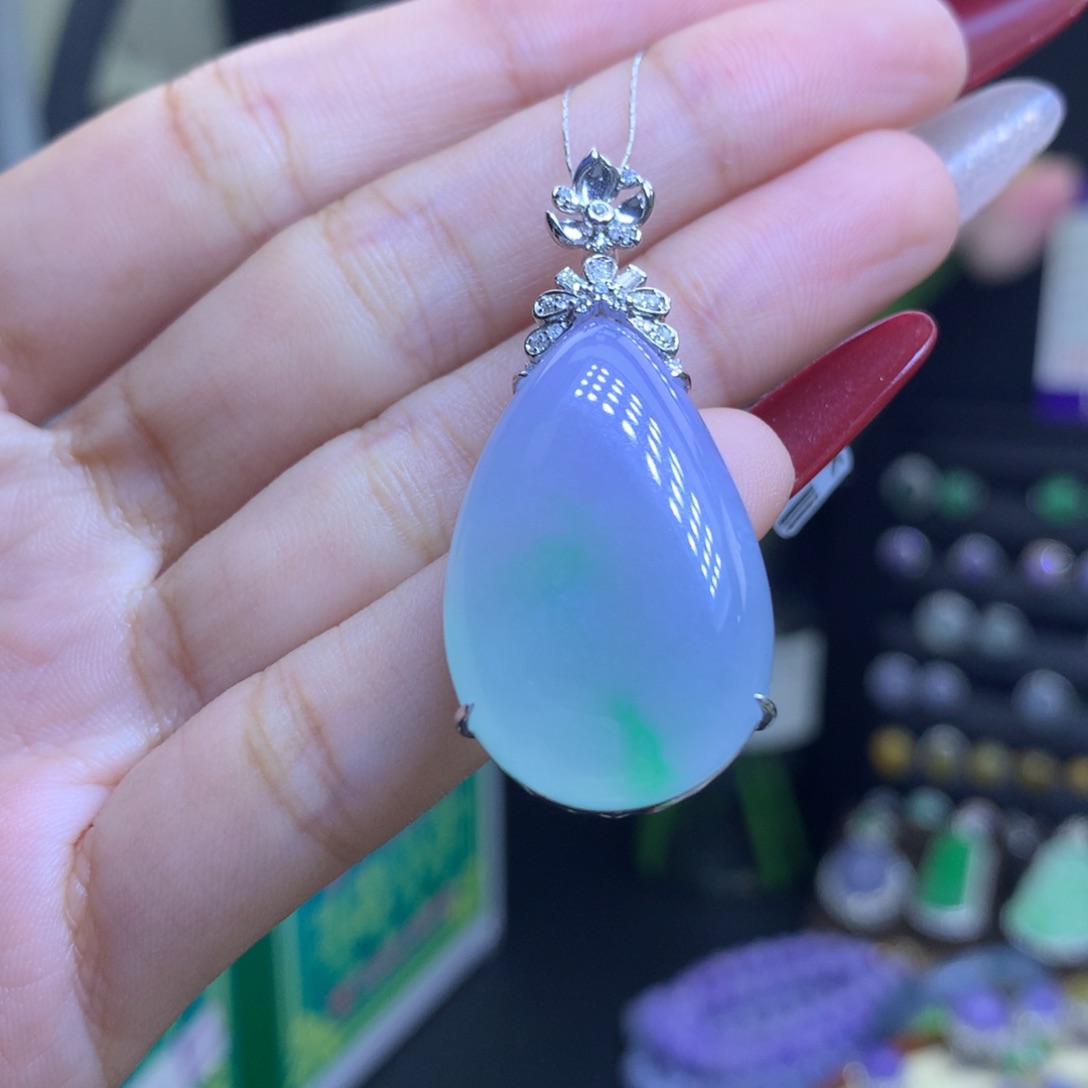 翡翠颈饰18K金镶嵌天然