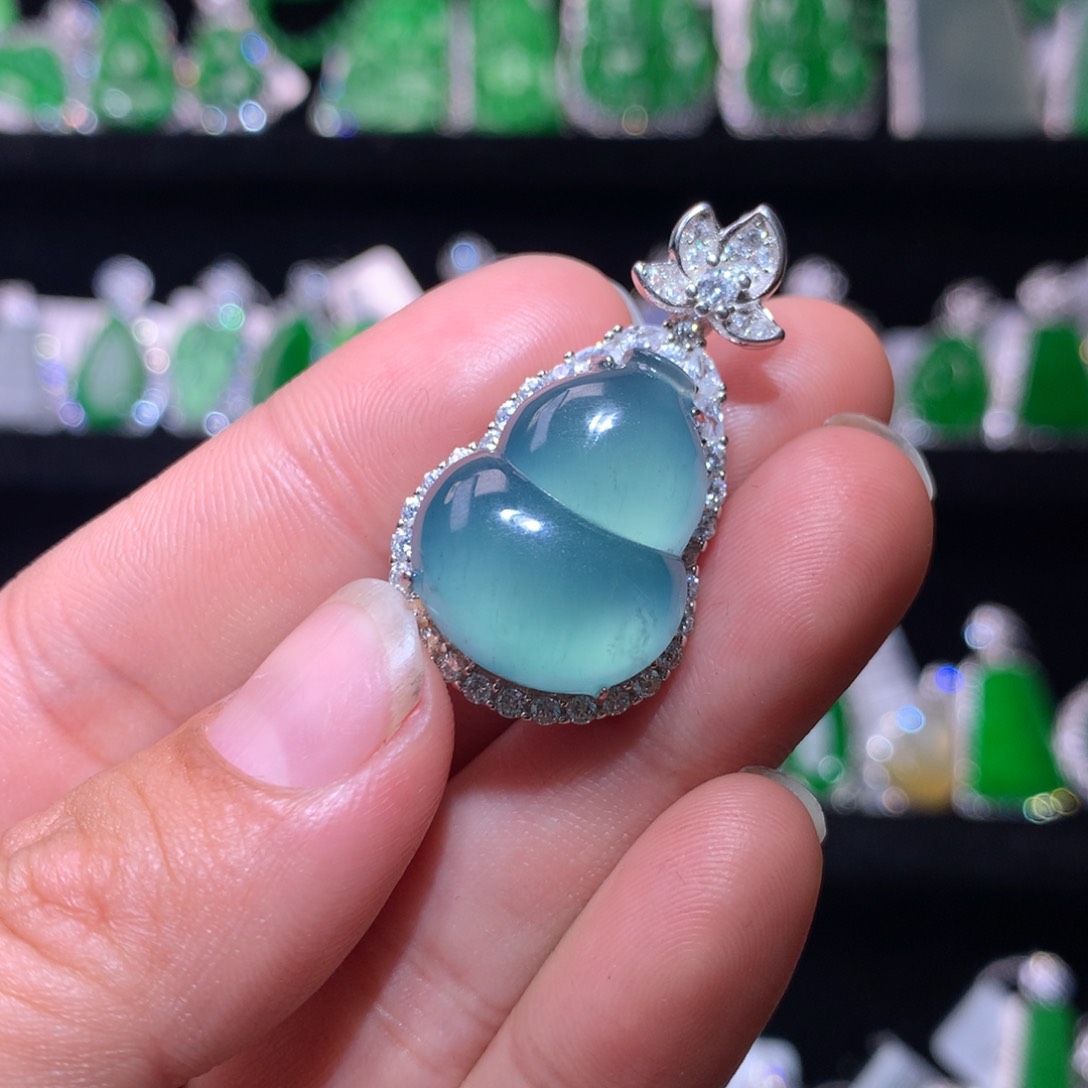 【闪购商品】颈饰银S925镶嵌翡翠天然翡翠