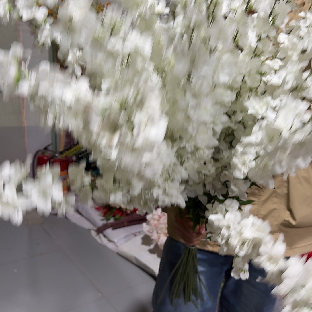 【***儿白色26支仿真花打包