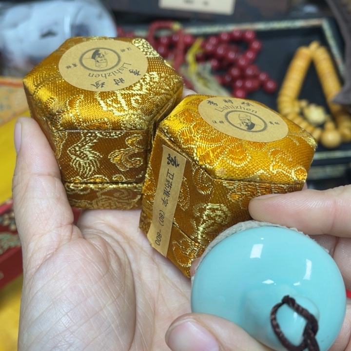 紫砂盖碗我们的目标是成为一个优秀