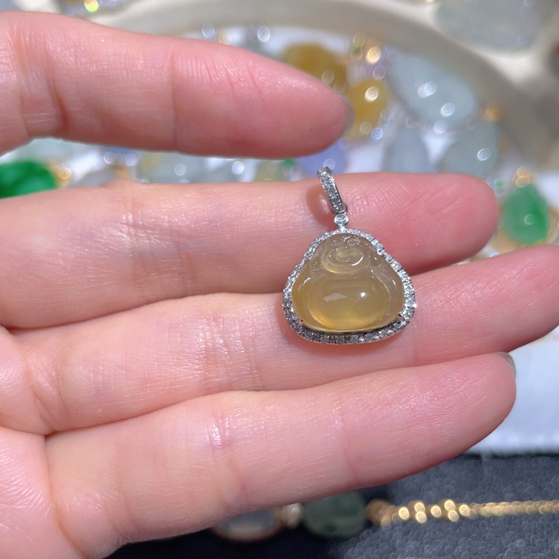 翡翠颈饰18K金镶嵌翡翠