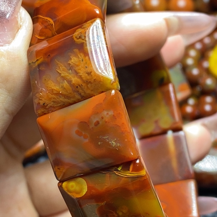 玛瑙/玉髓未镶嵌颈饰彦*