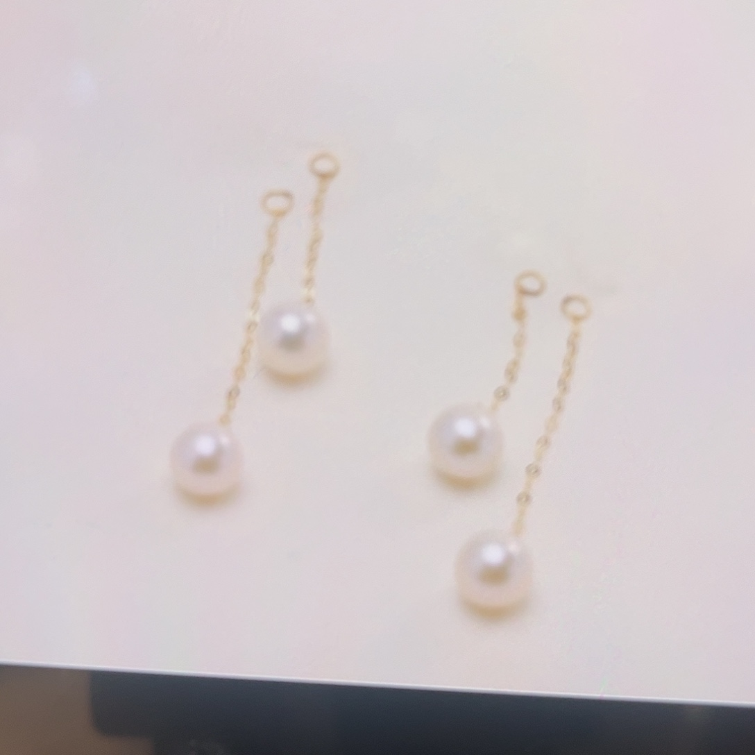 18K金镶嵌淡水珍珠耳饰