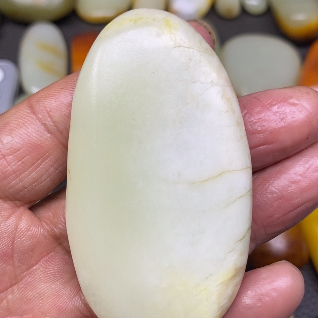 和田玉（糖玉）挂件未镶嵌