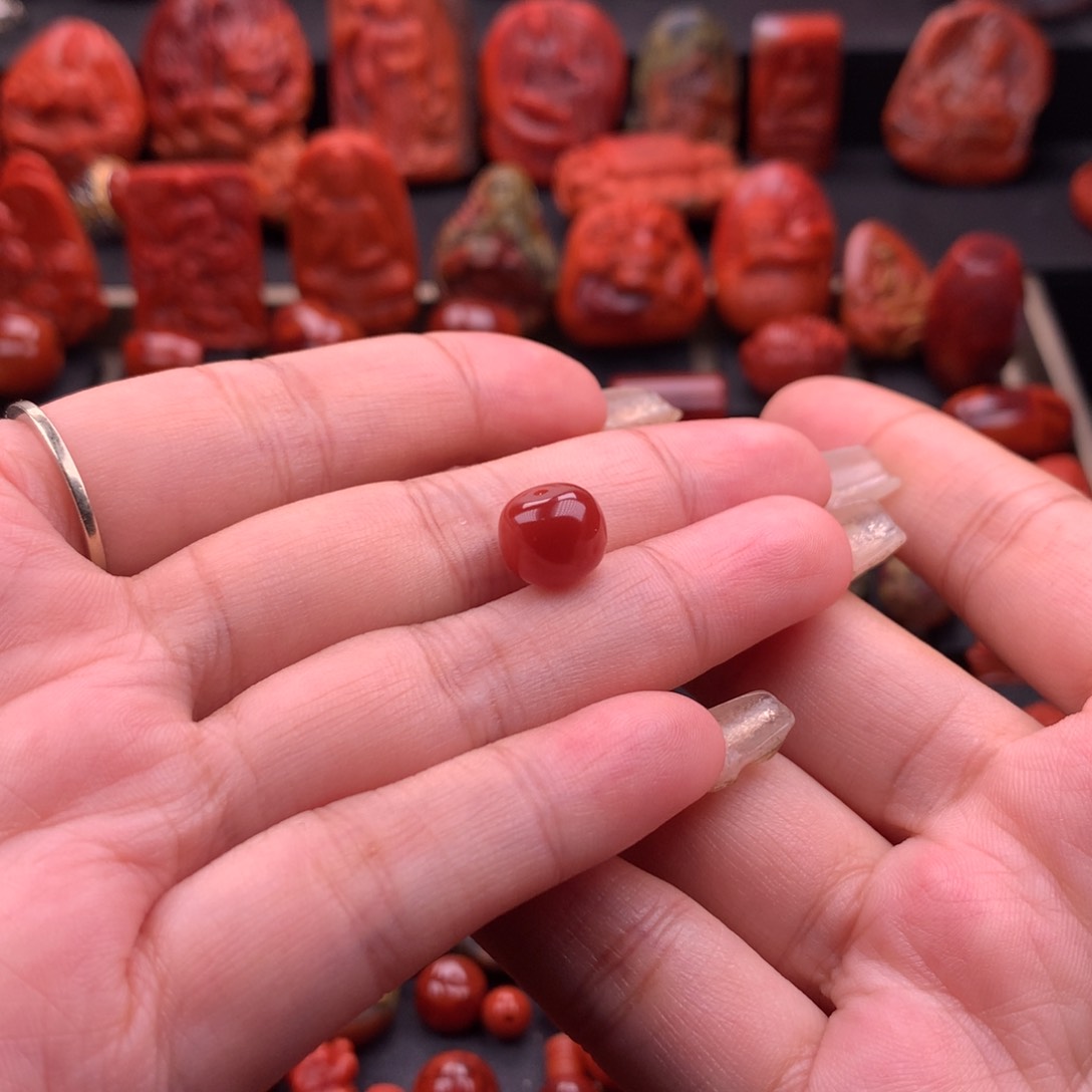 南红玛瑙南红川料原矿牛血老型10mm未镶嵌
