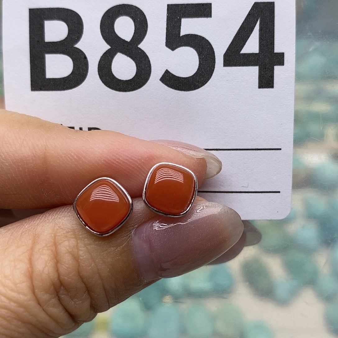 南红玛瑙配饰未镶嵌