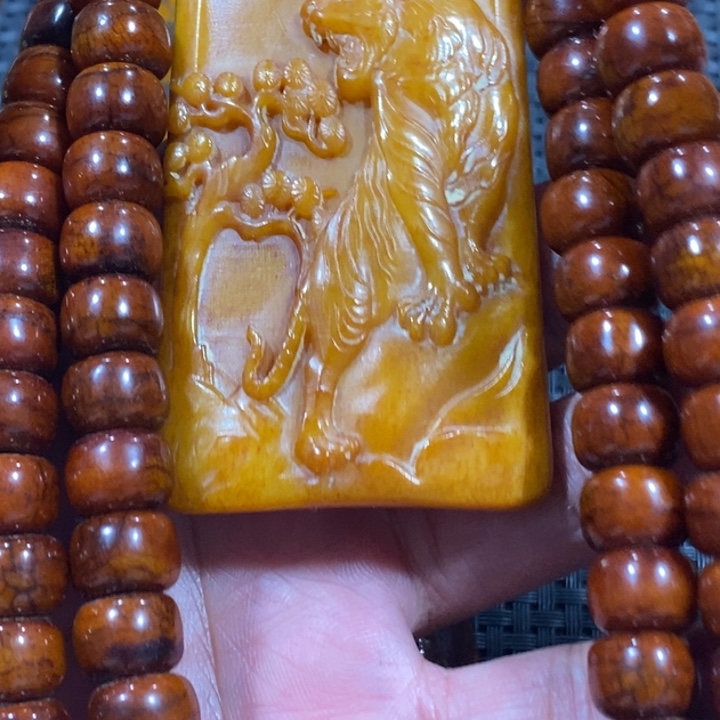 滴血莲花菩提吊坠