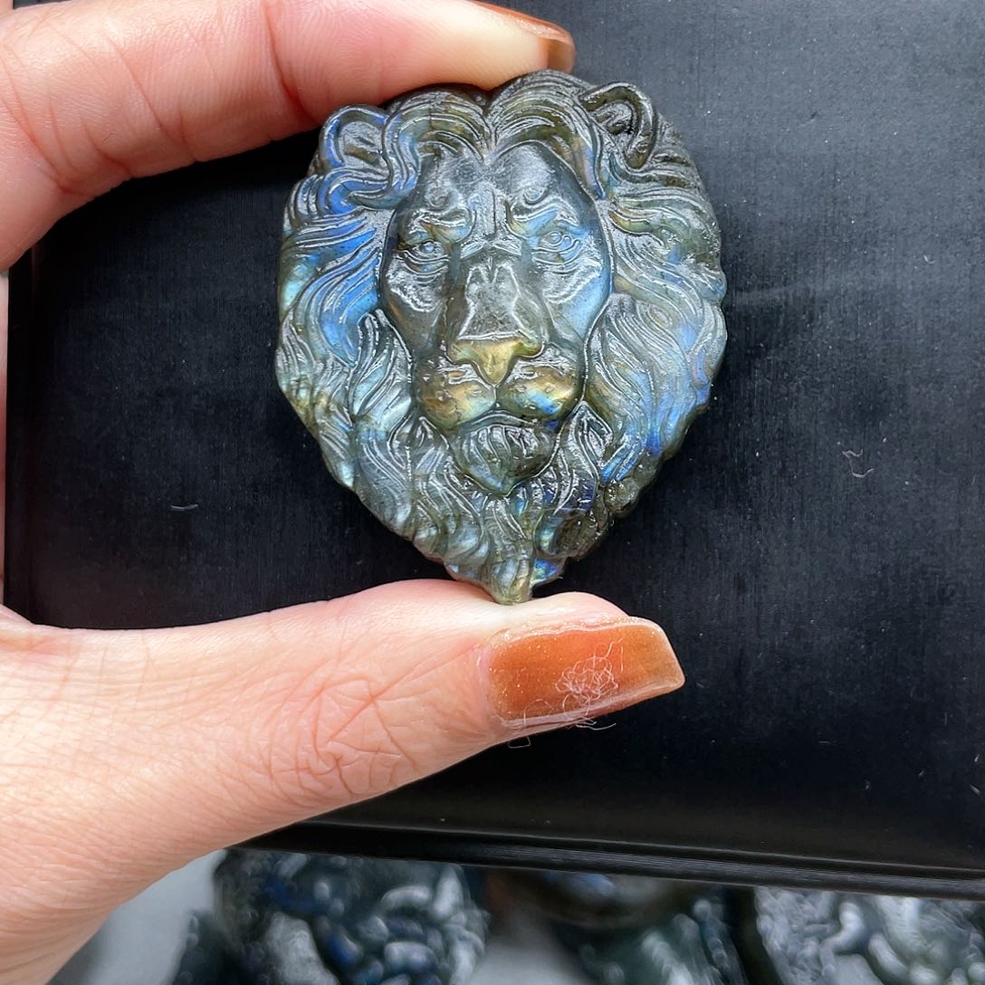 水晶吊坠(不含链)未镶嵌朵**开