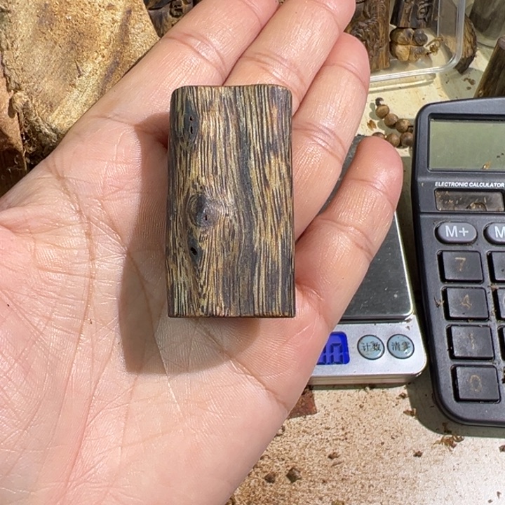 沉香吊坠棋楠沉香虎斑棋吊坠12克