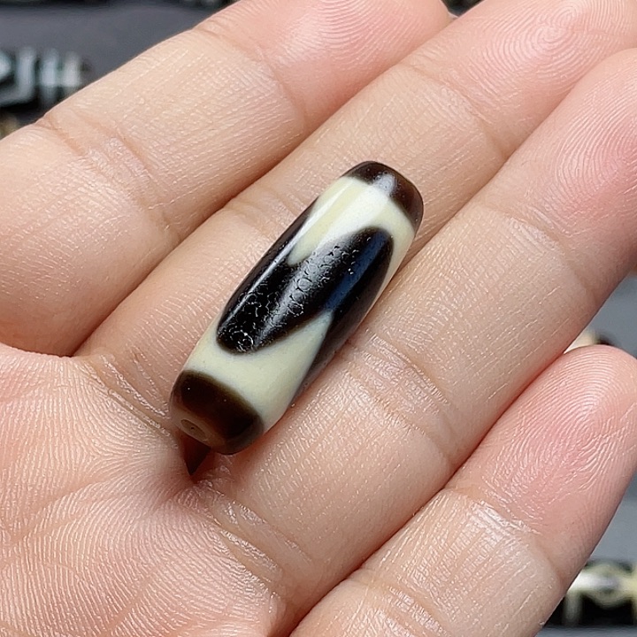 玛瑙/玉髓颈饰未镶嵌米*陈