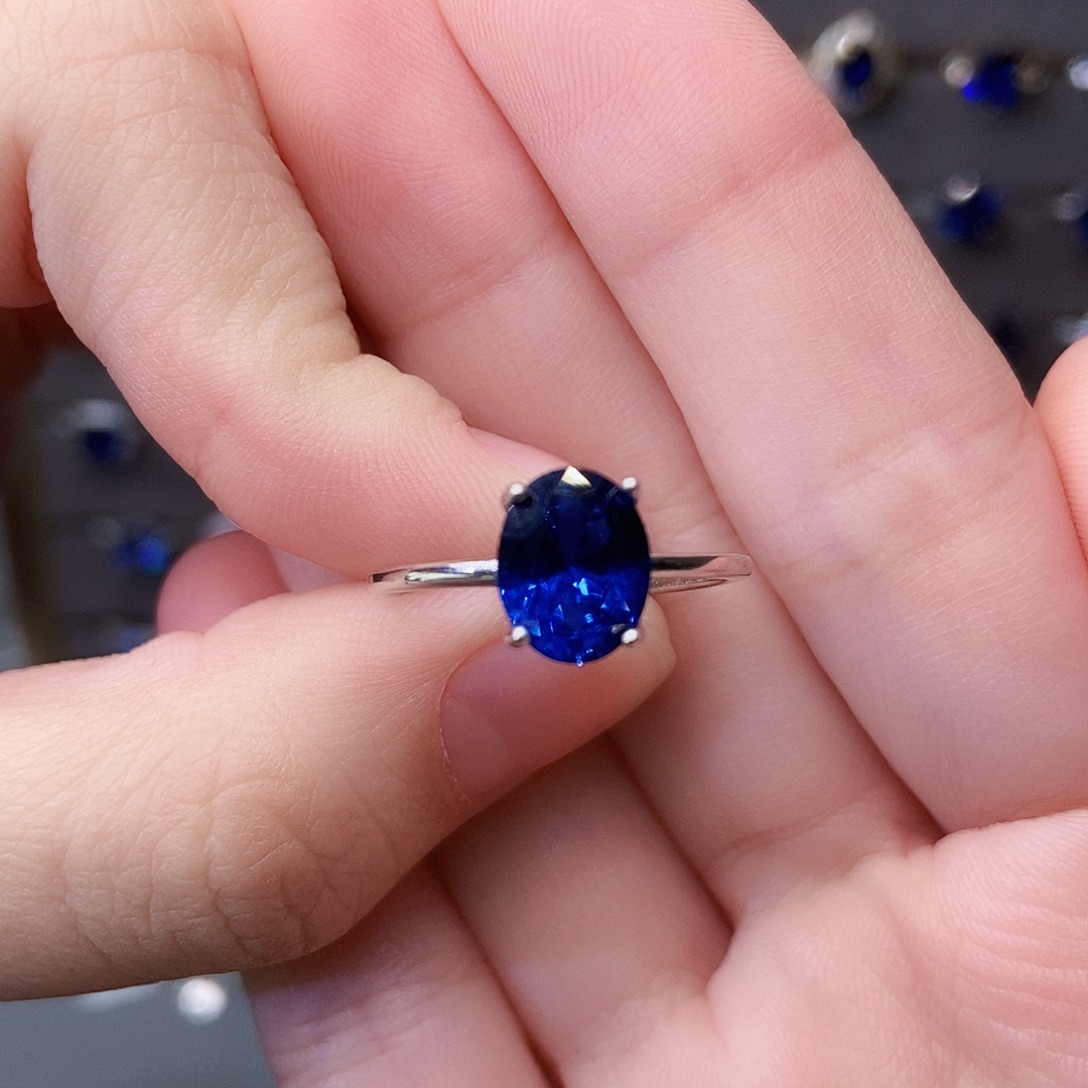银S925镶嵌蓝宝石戒指