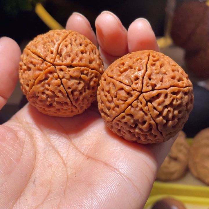 桃核把件五瓣金刚菩提