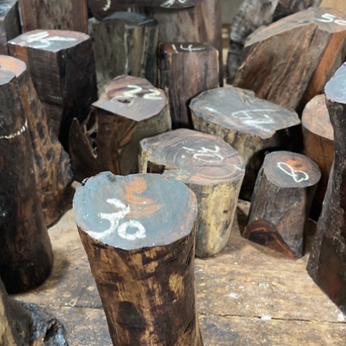 【闪购商品】交趾黄檀（大红酸枝）