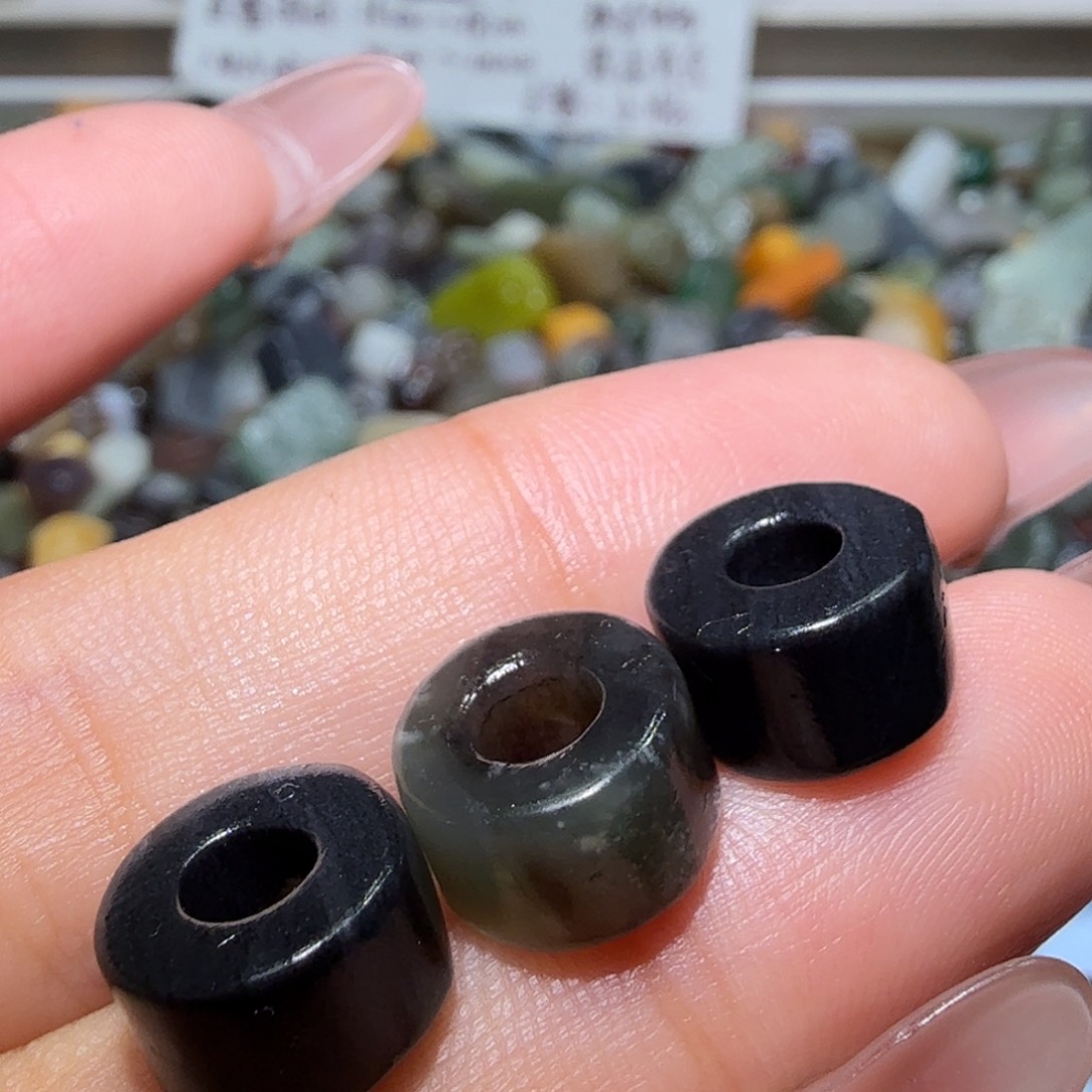 和田玉未镶嵌珠宝奇石