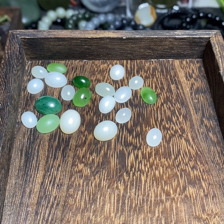 和田玉玉石50一个未镶嵌