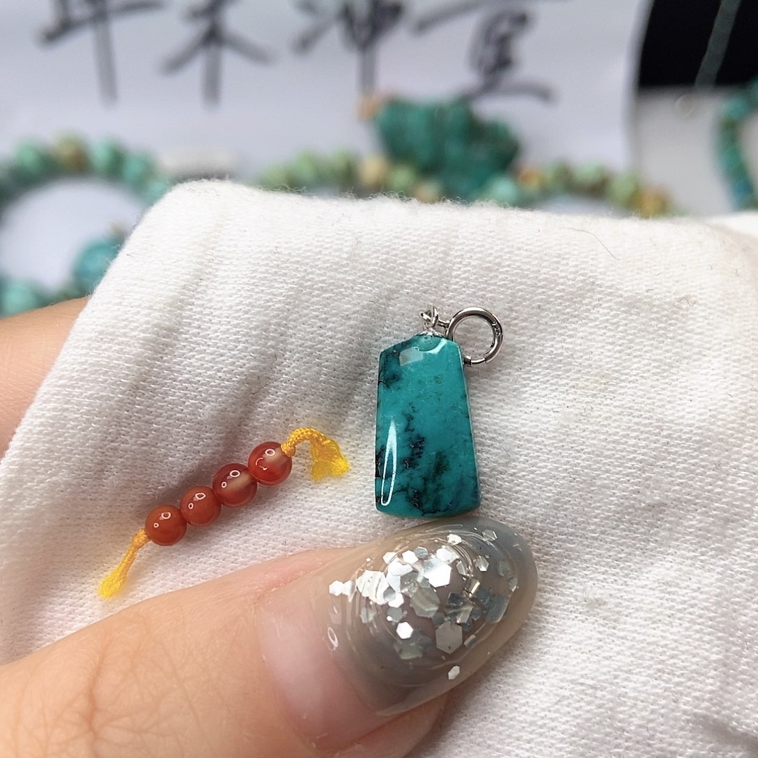 南红玛瑙未镶嵌珠宝奇石