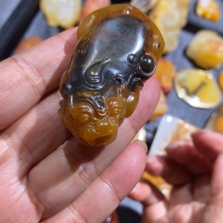 石英质玉（黄龙玉）未镶嵌挂件