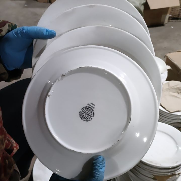 摆件陶瓷盘子碗啥都有