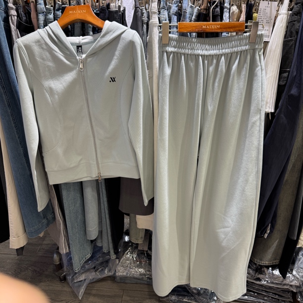 麦寻女装TZKBS10R休闲运动套装 户外修身外套搭配长裤