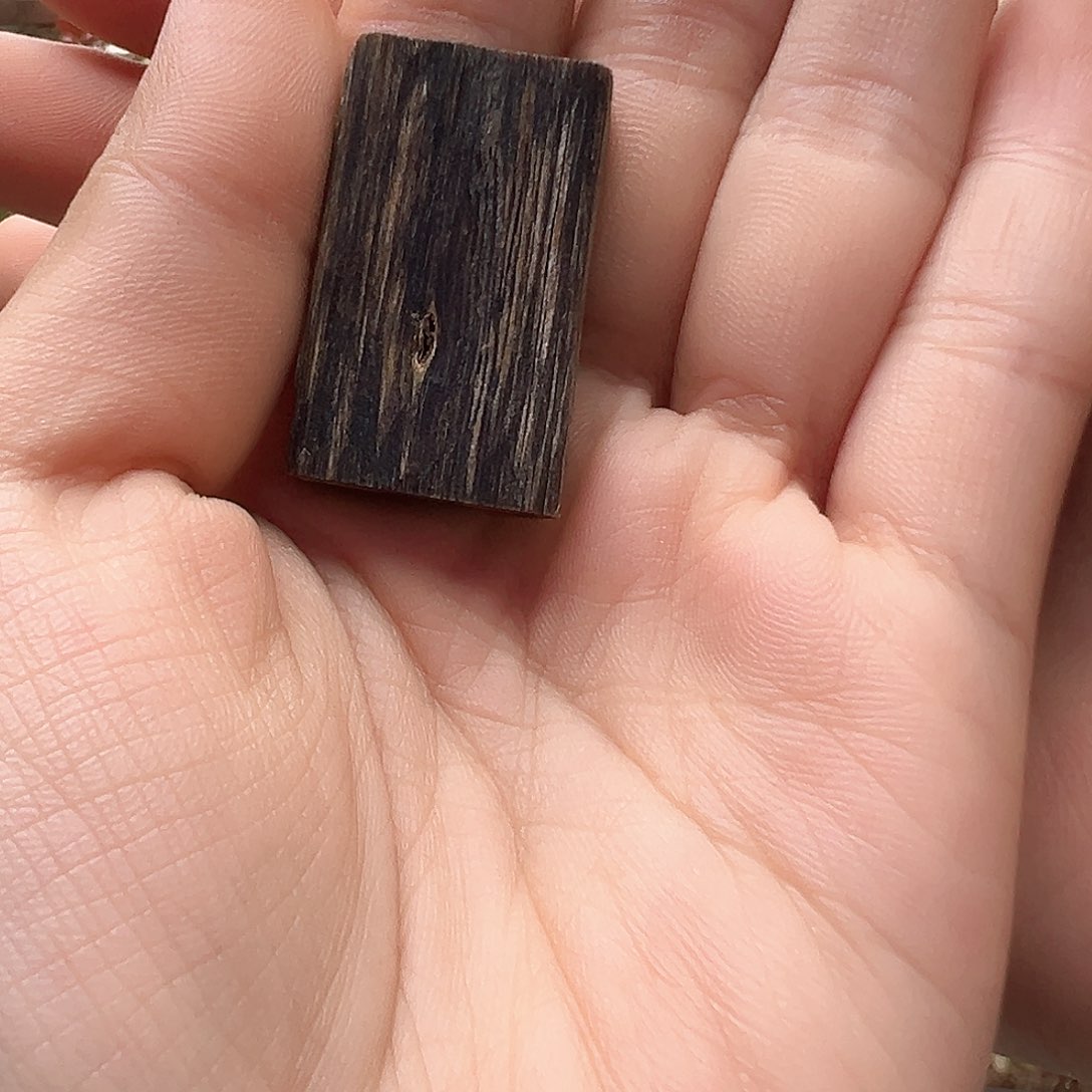 沉香沉香枕沉水浮无事牌3克➕多样性发货一个