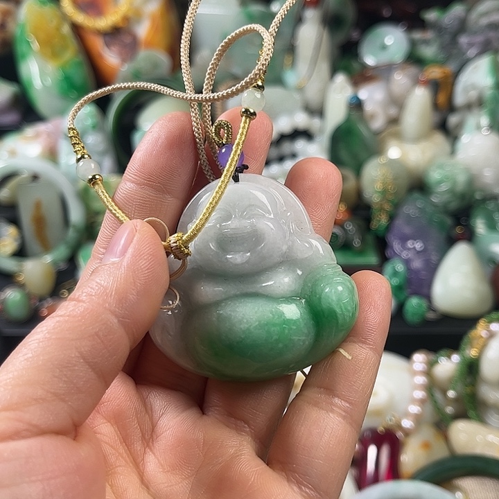 一***鲤翡翠未镶嵌颈饰翡翠未镶嵌颈饰