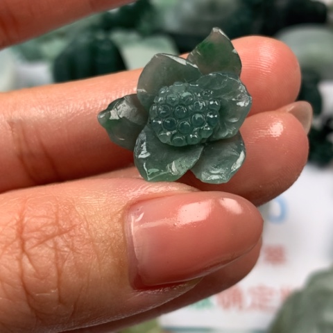 定制翡翠未镶嵌翡翠