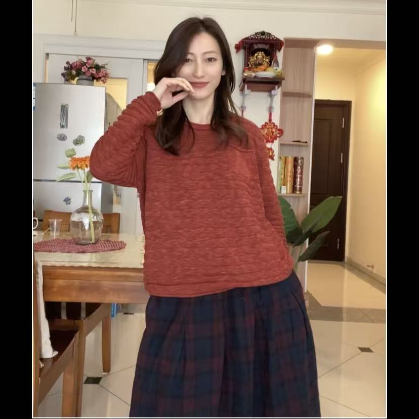 8036时尚减龄休闲百搭套头小衫