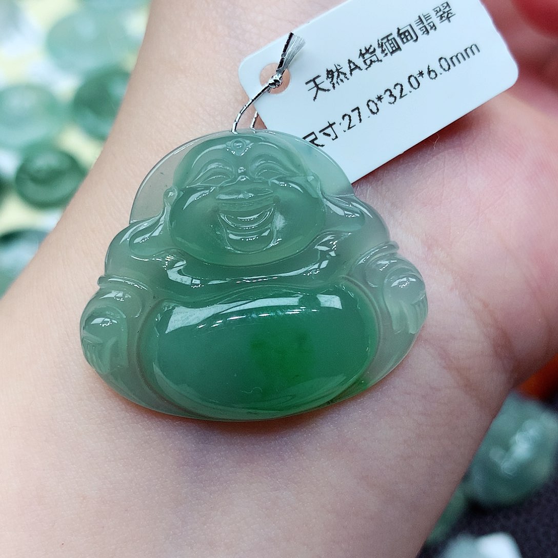 翡翠未镶嵌颈饰佛公26