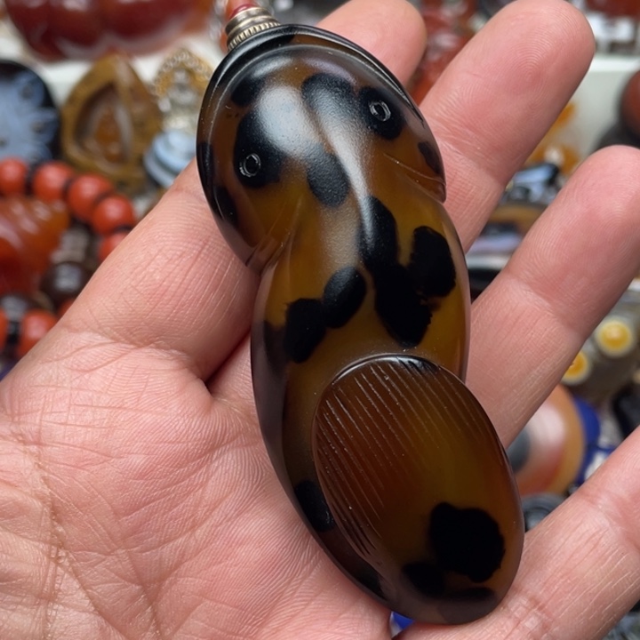 玛瑙/玉髓未镶嵌颈饰