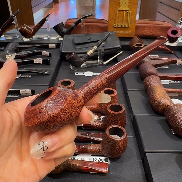 男***了英国登喜路烟斗福利