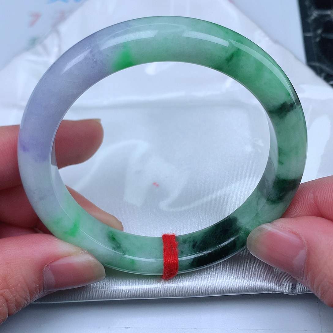 翡翠手镯未镶嵌天然