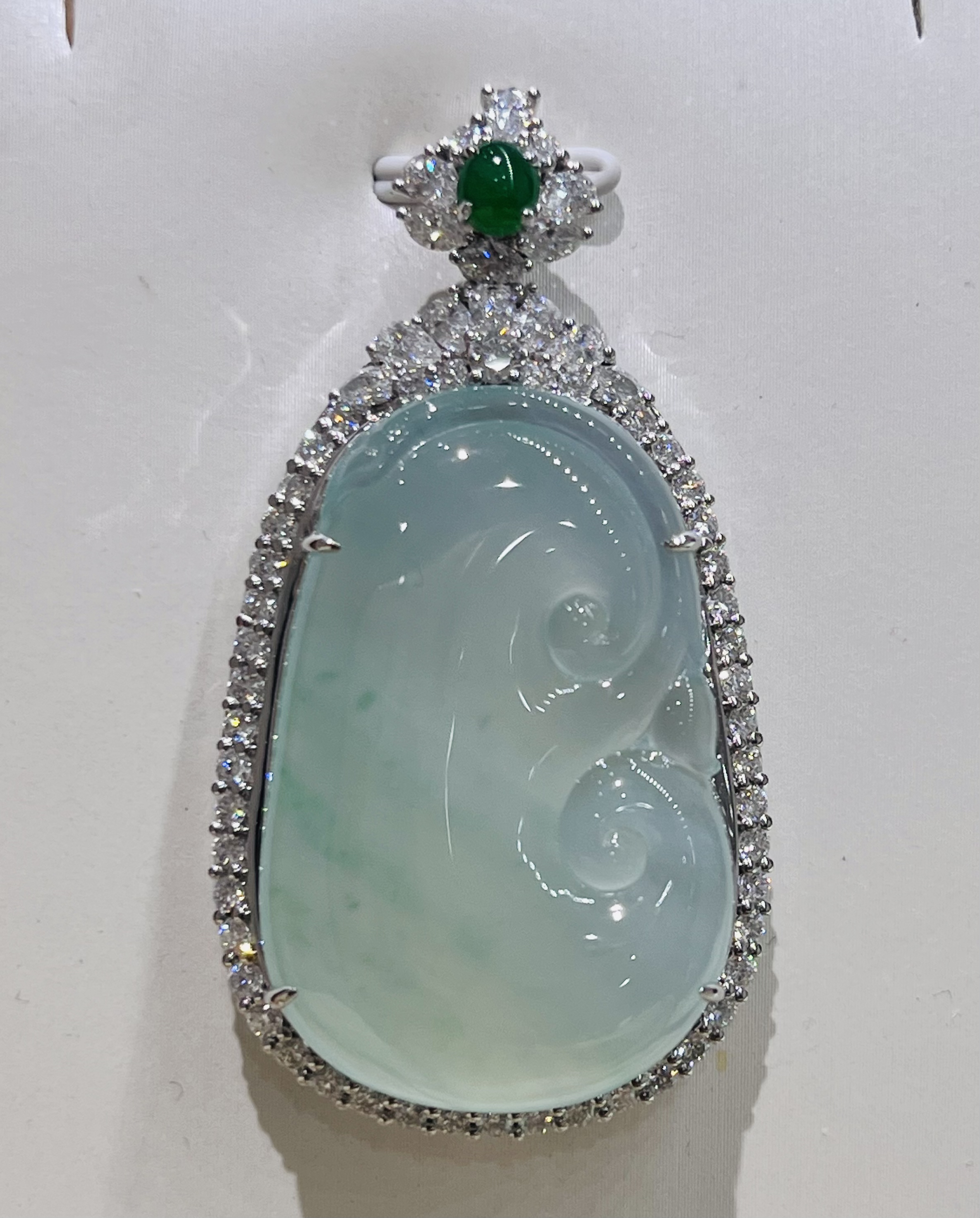 高冰如意扣冰透镶嵌