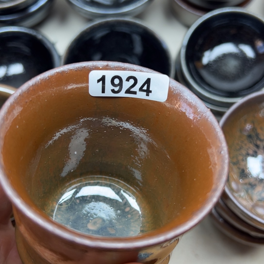 茶盏足*是你让她和我们走下去