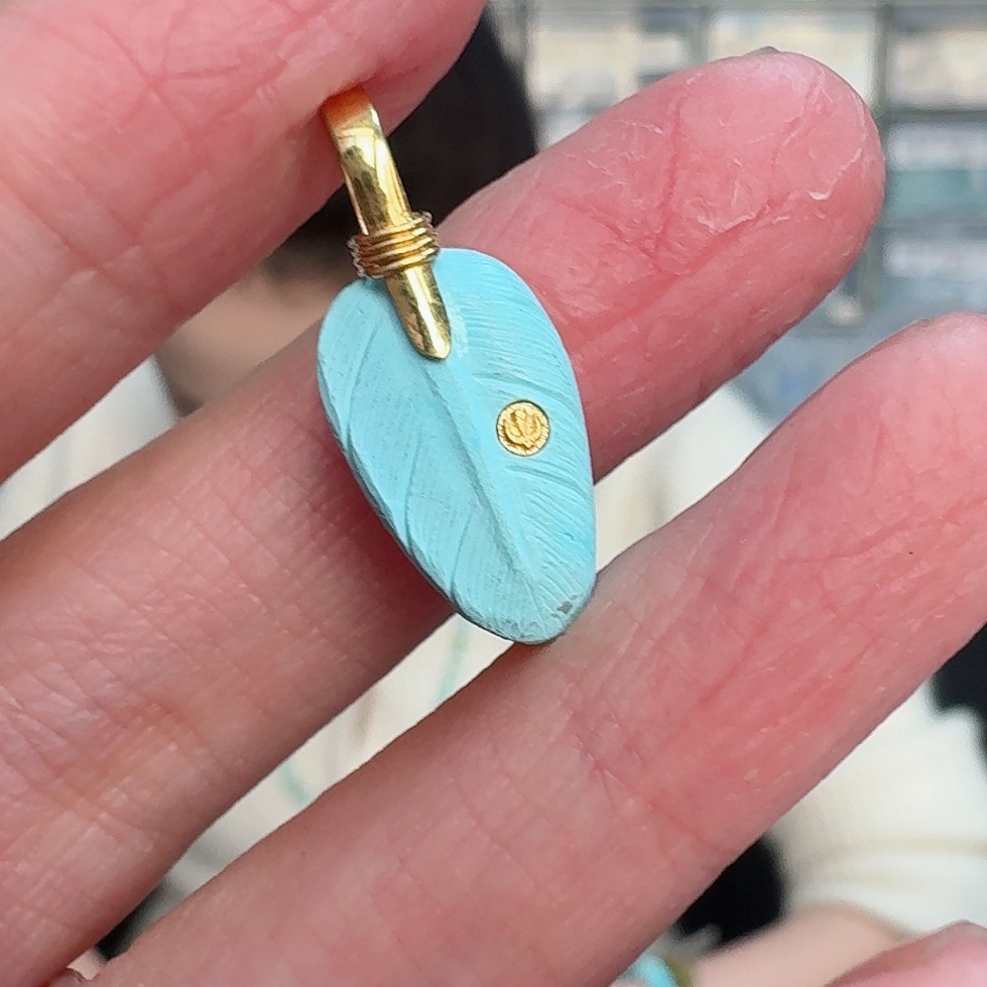 绿松石珠宝奇石18K金镶嵌