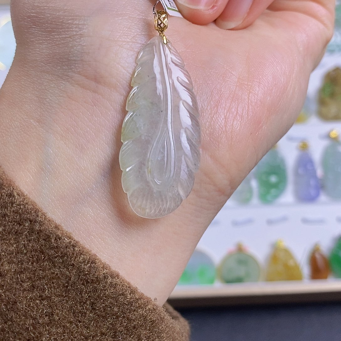 翡翠颈饰18K金镶嵌翡翠