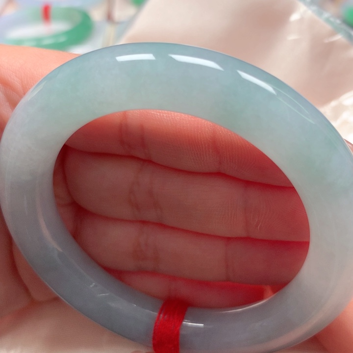 翡翠手镯（圆镯）未镶嵌冰晴蓝59