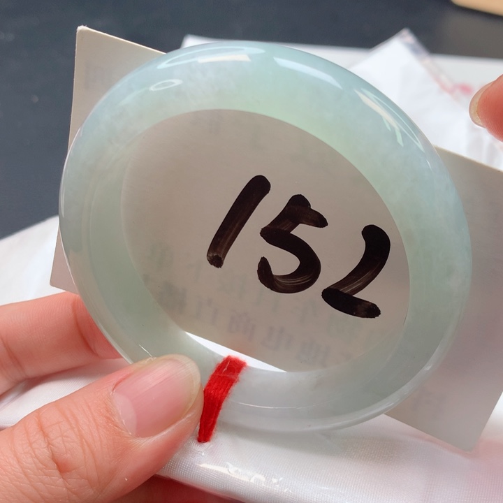 翡翠手镯未镶嵌正