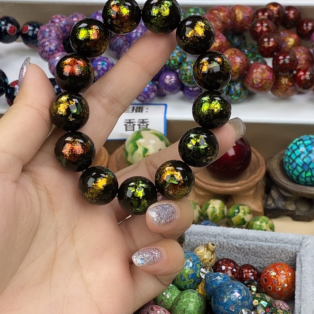 焕***！山屿大漆金泊………………1.5