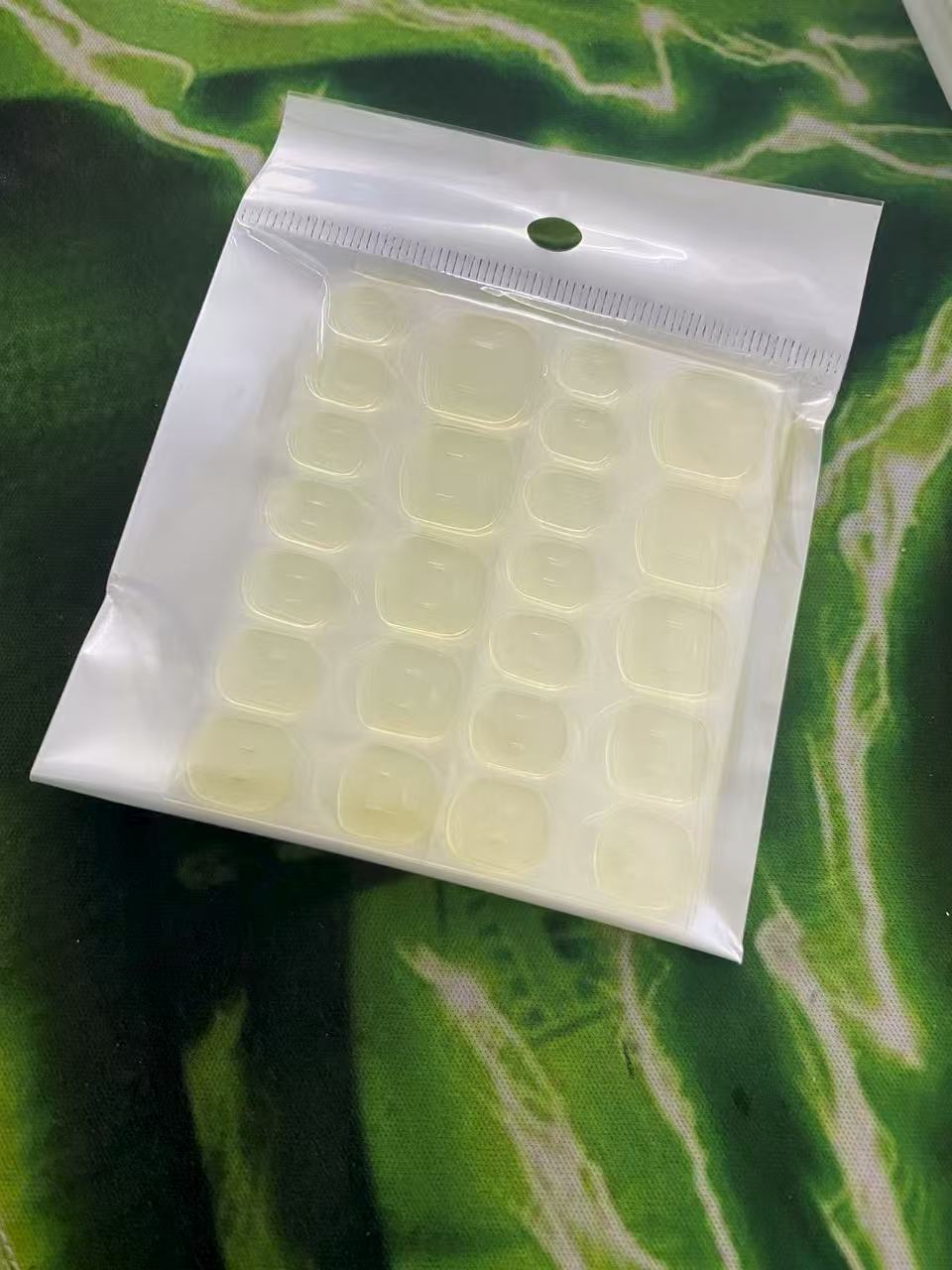 十片240贴穿戴甲果冻贴