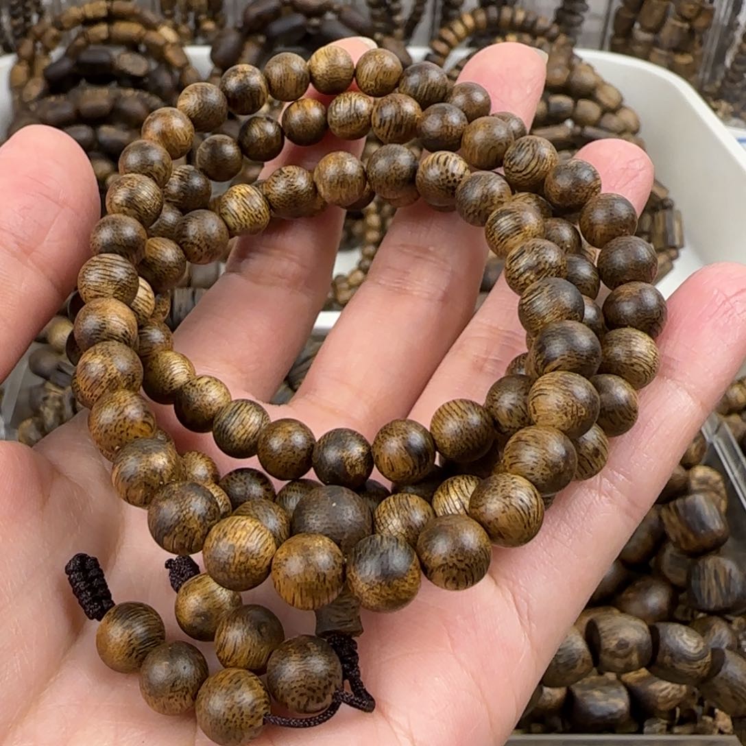 沉香手串Z**?多圈07规格108颗16.8克绿奇张勺子