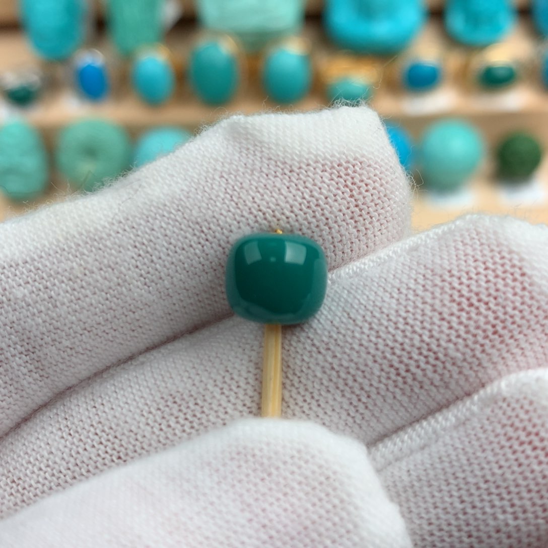 绿松石配饰未镶嵌8.6-7.6mm