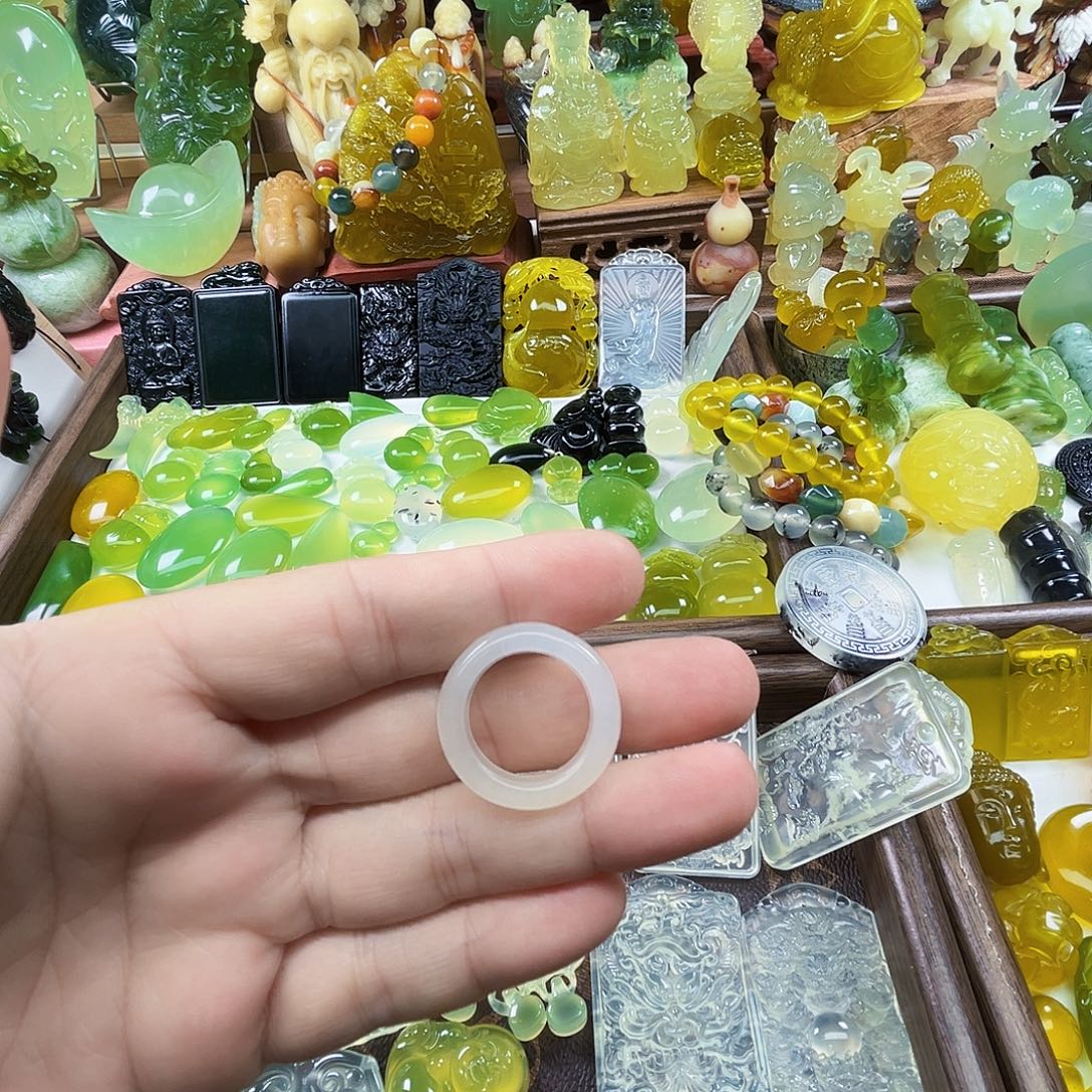 岫玉未镶嵌吊坠(不含链)