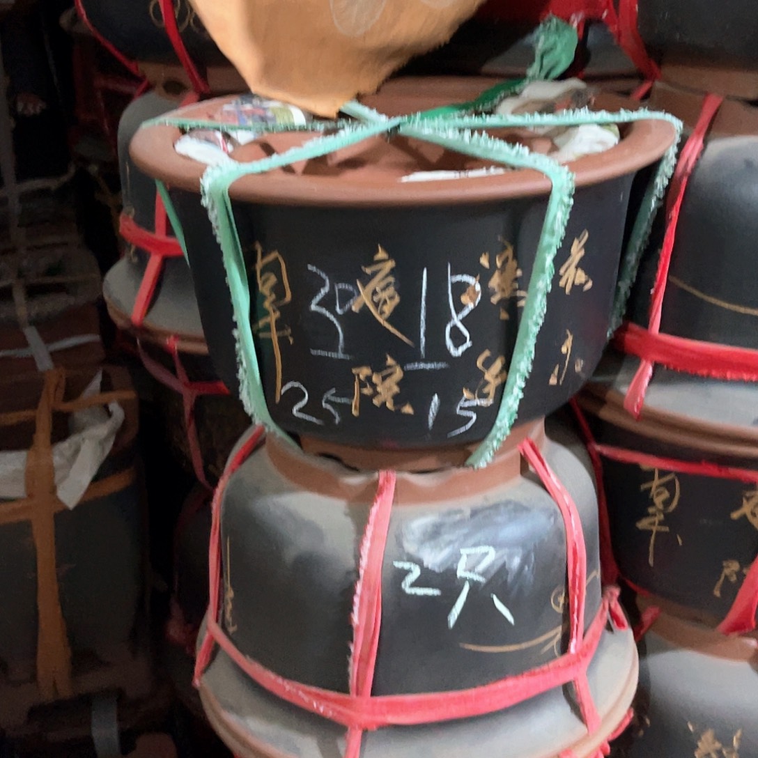 紫砂花盆金钟盆一个