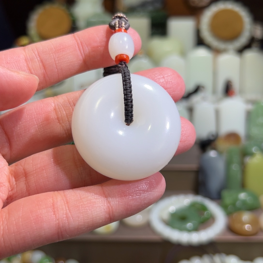 和田玉未镶嵌颈饰喵*