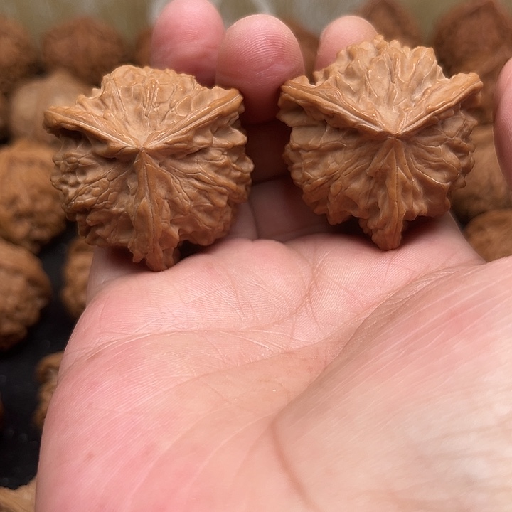 文玩核桃吊坠你们都在