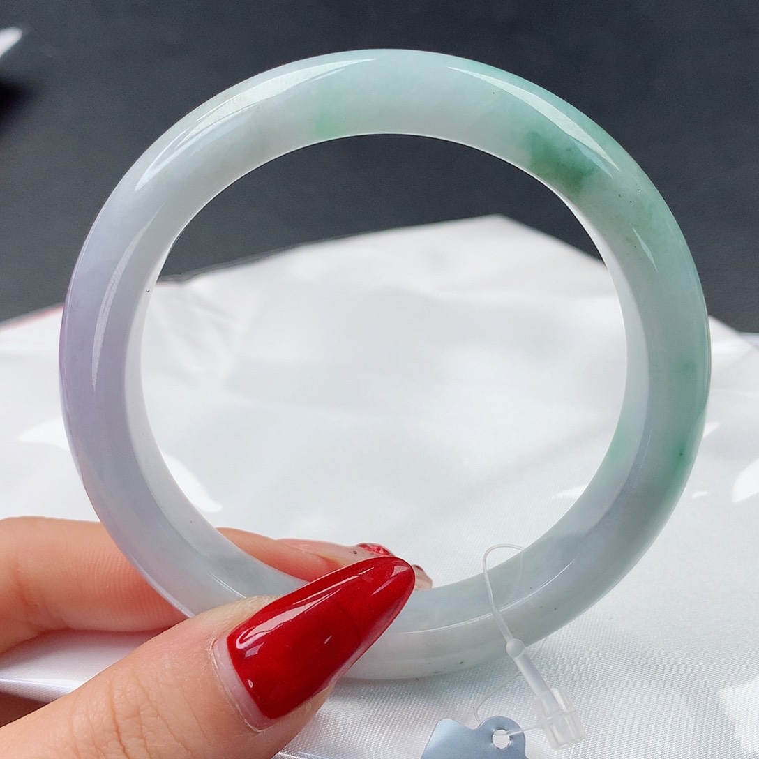 翡翠手镯未镶嵌59正60