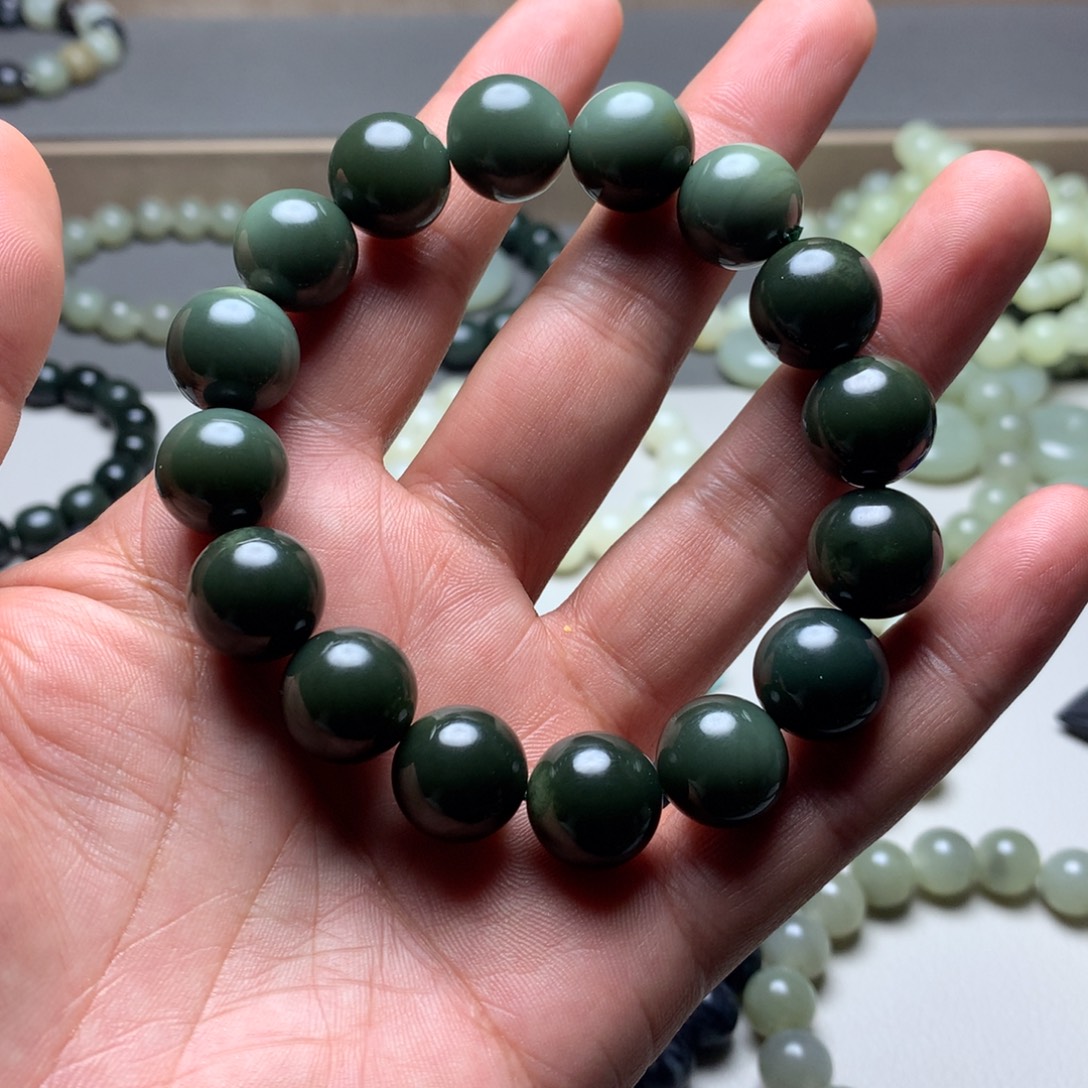 和田玉未镶嵌手链