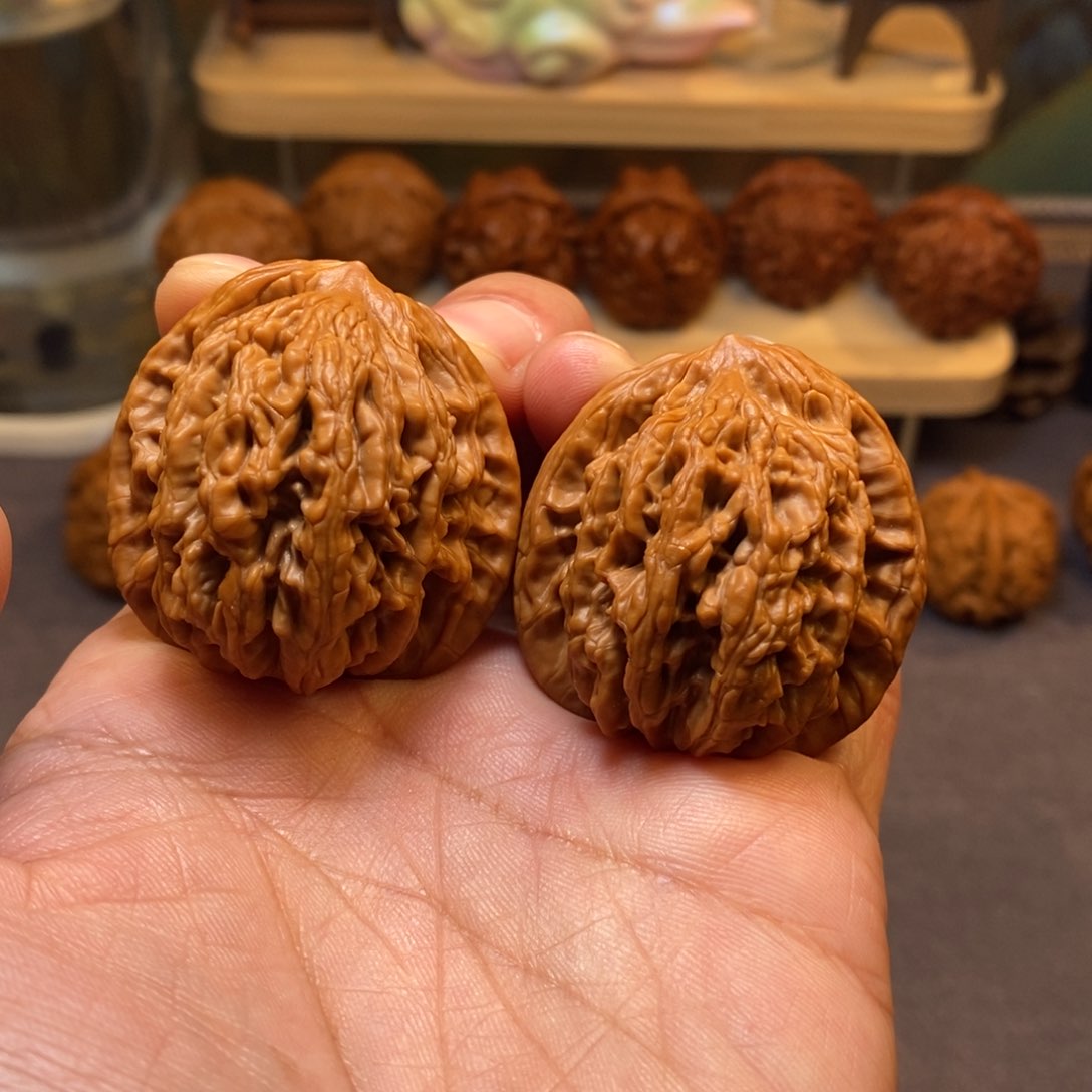 文玩核桃把件全品无修39尺虎头